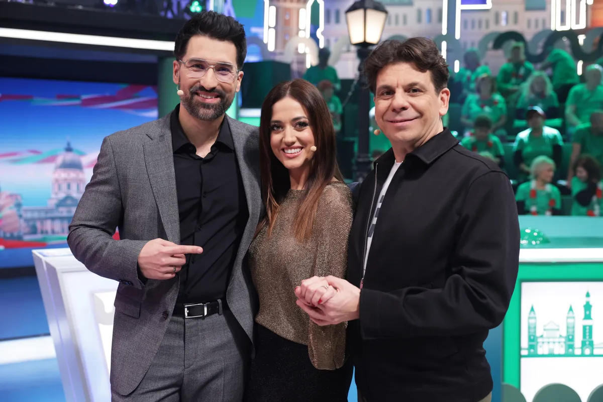 A Magyarország, szeretlek műsorvezetője Kiss Ernő Zsolt lett, a piros és a zöld csapatok csapatkapitánya pedig Nagy Adri és Vida Péter.