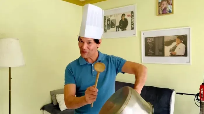 Séfek Séfe: milliókat fizetett eltitkolt fia anyjának Lukasz