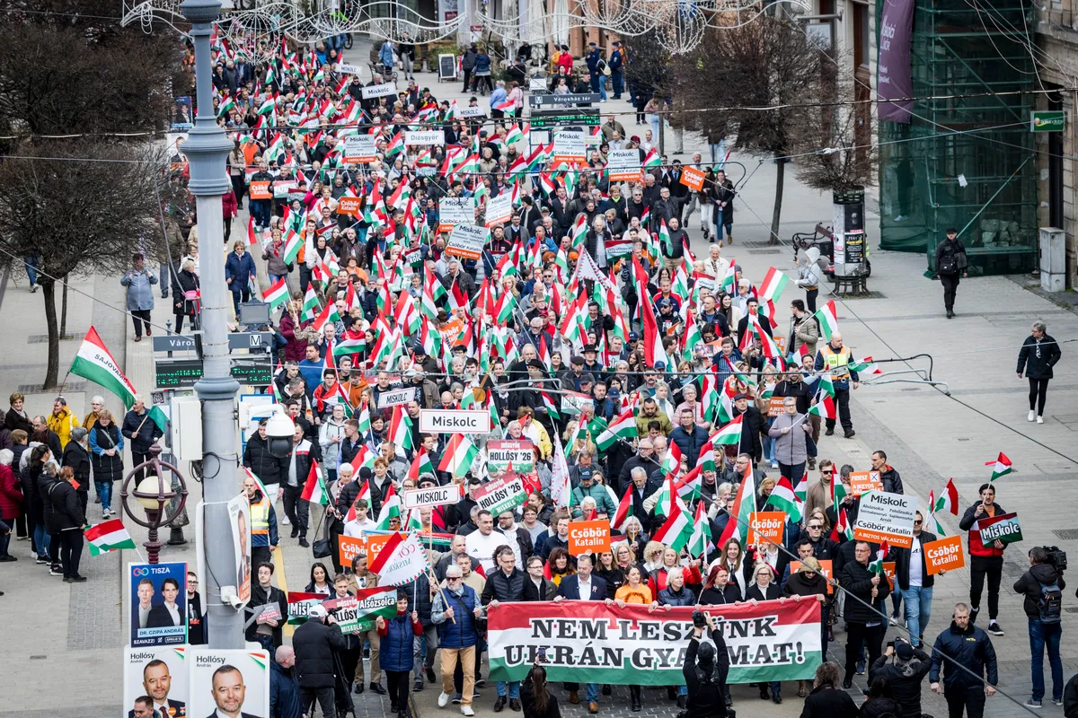 Orbán Viktor Országjárása: Miskolcon is hatalmas a tömeg