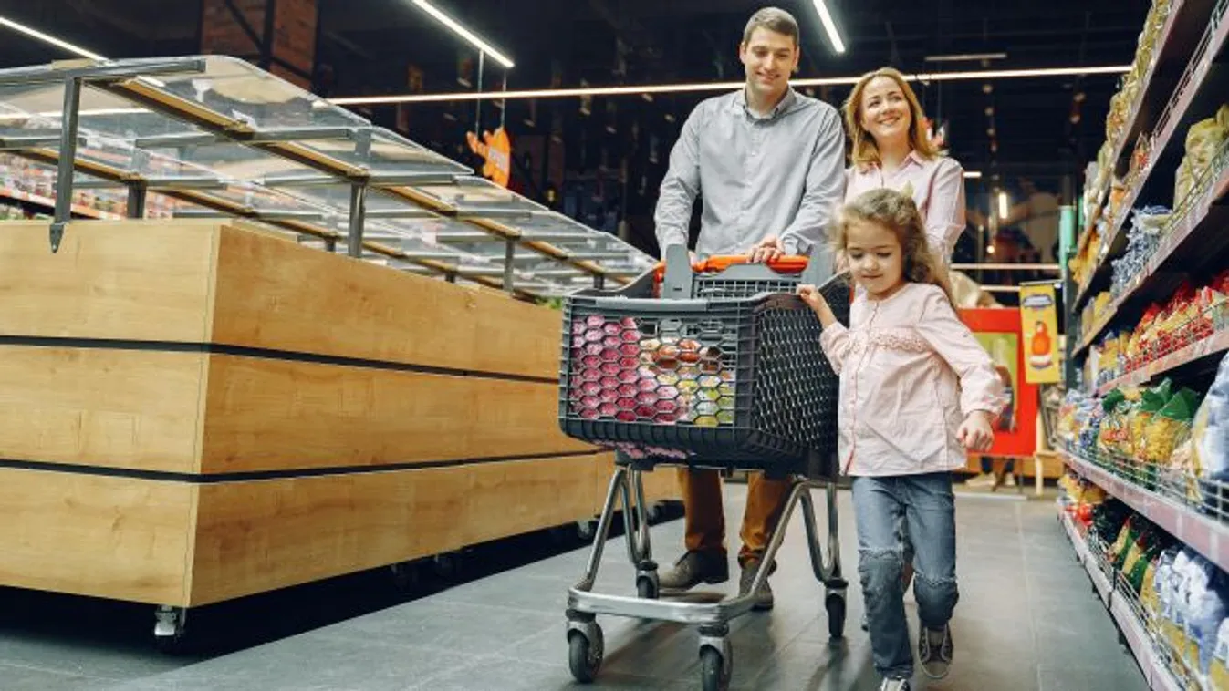 Megszületett a döntés: háromnapos boltzárral kezdődik az április, erre kell felkészülni!