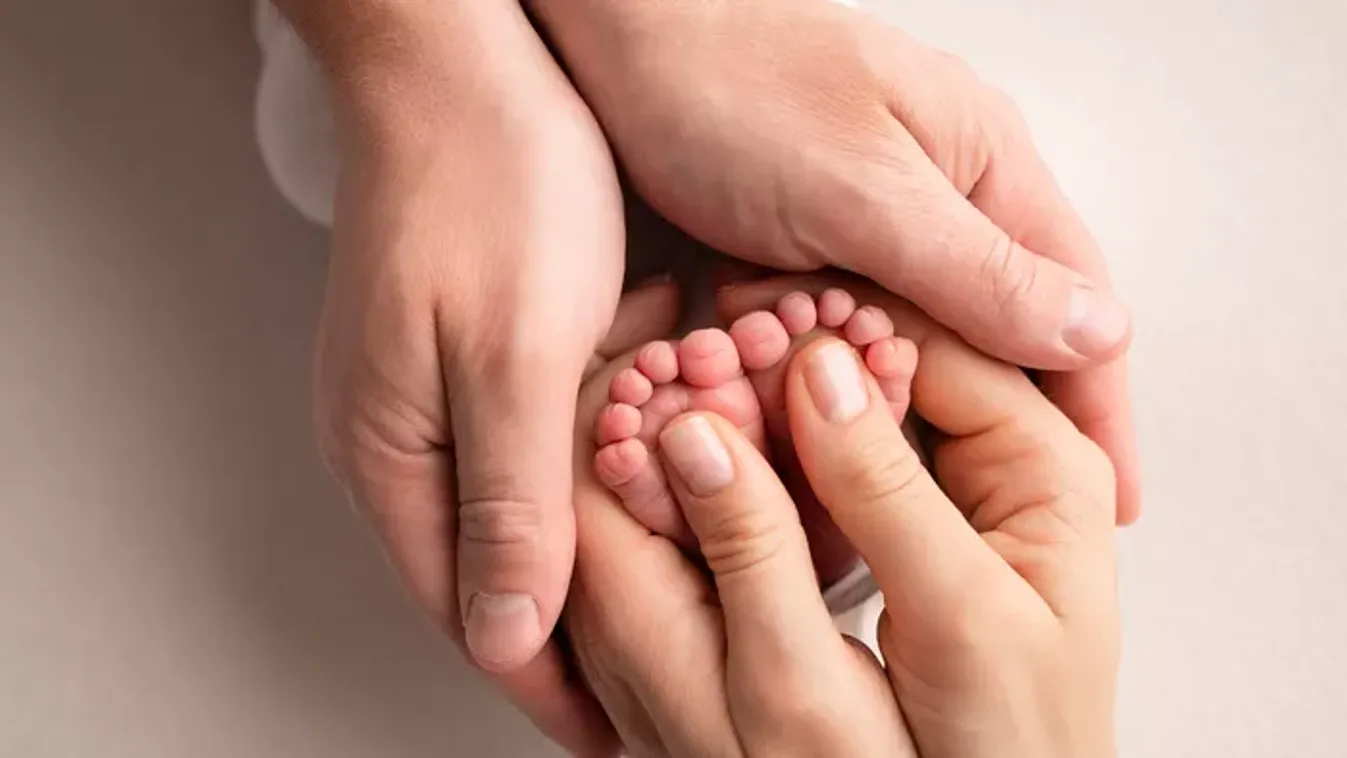 42 évesen még mindig szűz, de így is édesanyává válhatott egy nő