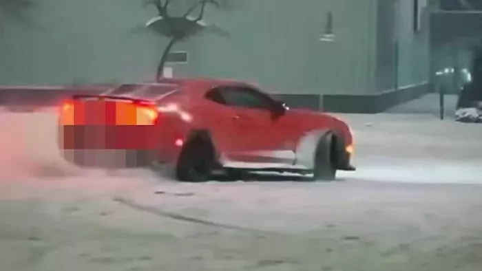 Versenypályának használta az utat egy tolnai férfi