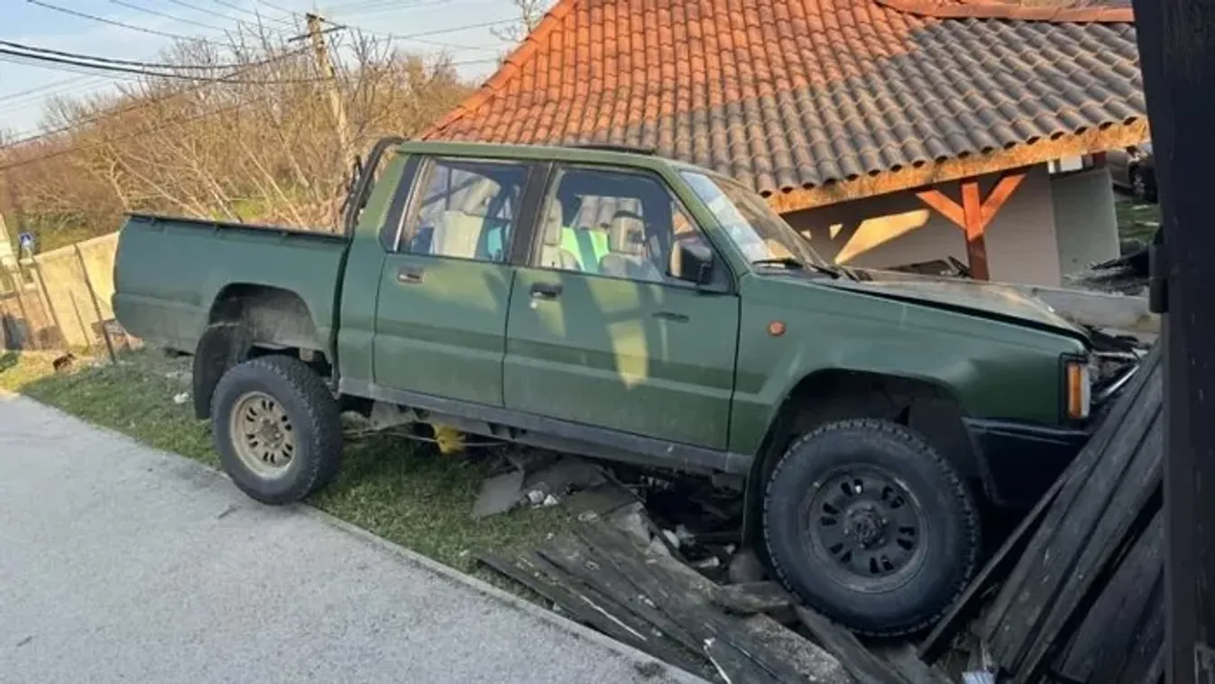 Riadalom Pétfürdőn: Kerítésnek hajtott a bedrogozott sofőr, egy ember megsérült