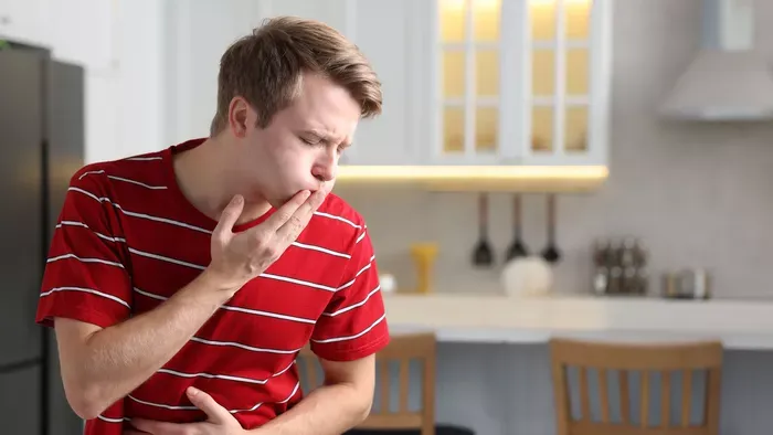 Így jöhetsz ki gyorsan az ételmérgezésből