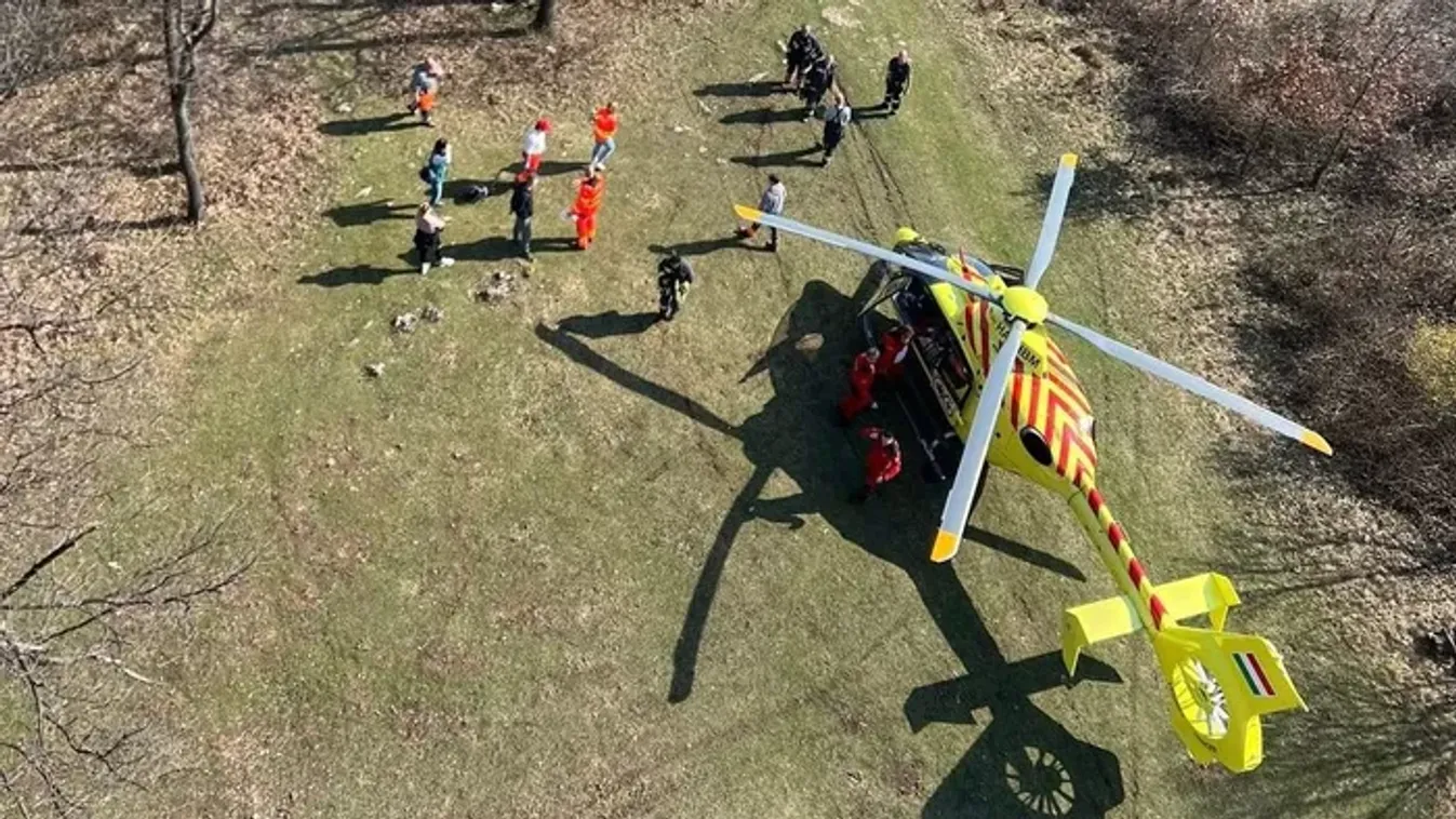 Nagy baj történt: mentőhelikopter sietett a túrázóhoz a Bakonyban