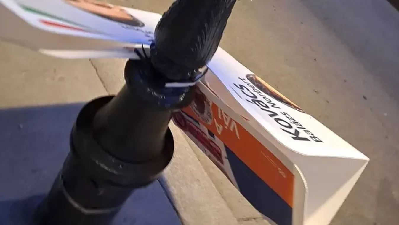 Tiszások megrongálták a Fidesz plakátjait - Videó