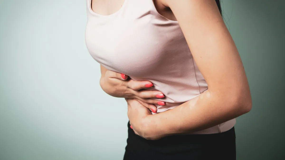 Hosszú évek és téves diagnózisok után kiderült: Crohn-betegség okozta a súlyos tüneteket Amelie-nél 