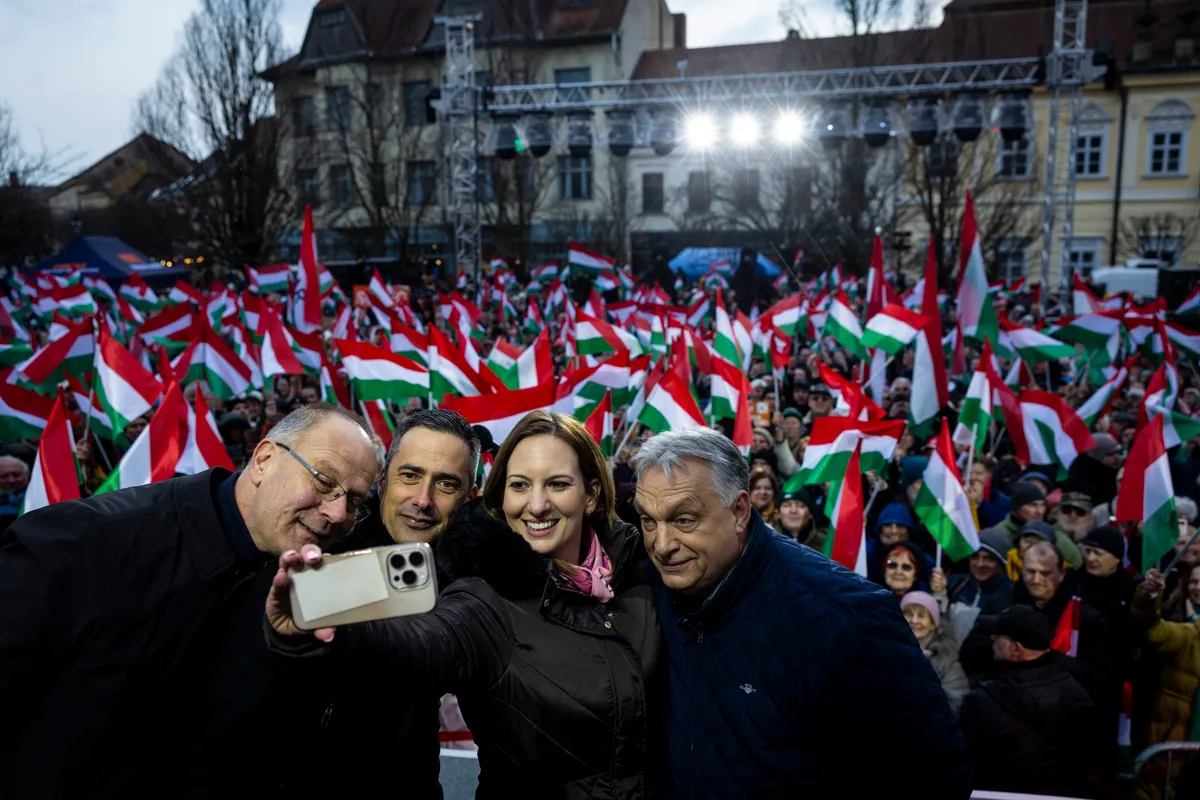 Orbán Viktor Országjárás Veszprém 2026.03.27.
Dr. Navracsics Tibor, Ovádi Péter, Dr. Hegedűs Barbara, Orbán Viktor