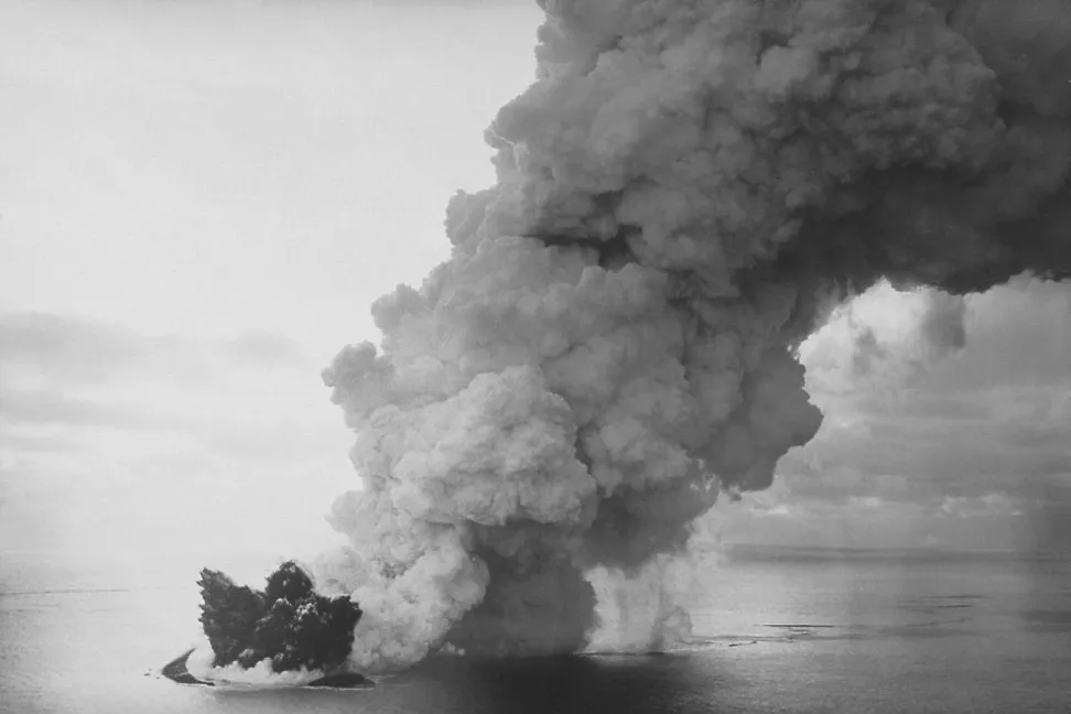  Surtsey sziget születése Izland mellett 1963-ban.