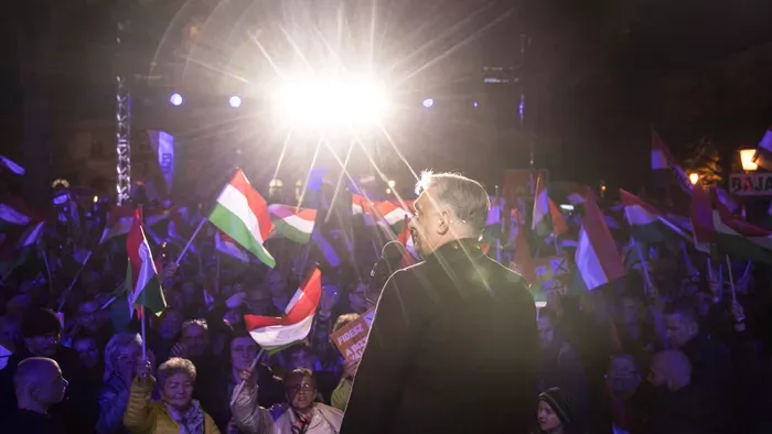 „A mi oldalunkon a szeretet, a Tisza oldalán gyűlölet”