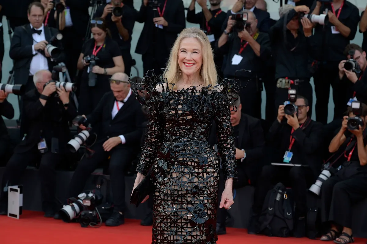 Catherine O'Hara, Red carpet opening ceremony of Venice Fiilm Festival