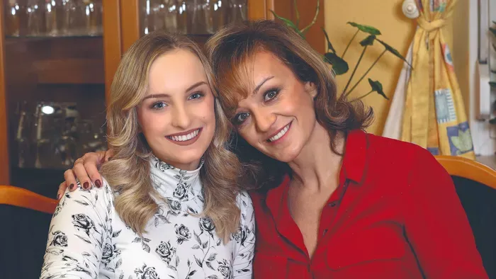 Szandi fiatal nagymama lesz – van, aki őt is lekörözi