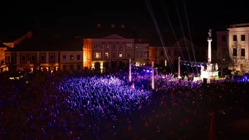 Képeken Orbán Viktor országjárásának győri állomása