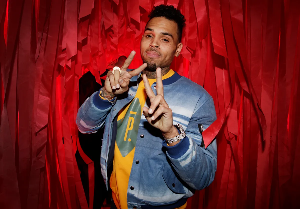 Chris Brown négyszeres apuka lett: a hírt a barátnője, Jada Wallace közölte az Instagram oldalán