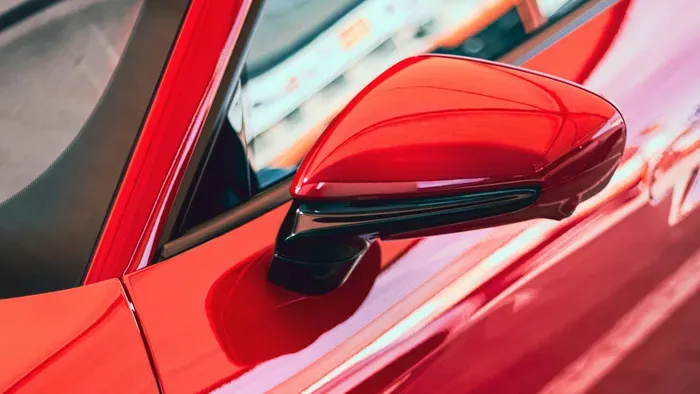 Fékhiba miatt hívnak vissza több tízezer autót