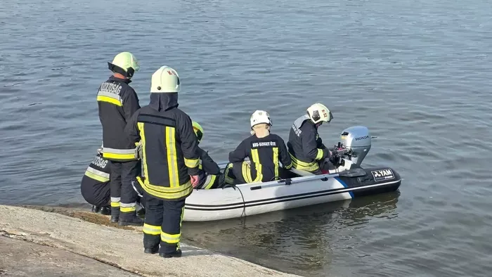 Holttestet emeltek ki a Dunából Szigetújfalunál