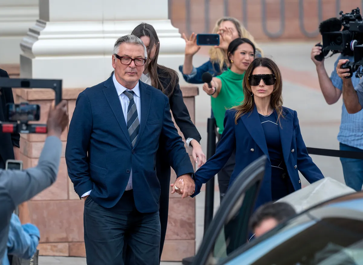 Alec Baldwint végül felmentették a bíróságon a Rust forgatásán történt tragédia után