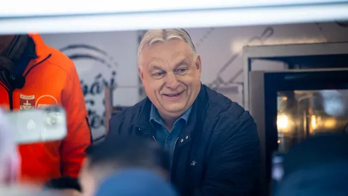 Orbán Viktor videót osztott meg a váci látogatásáról