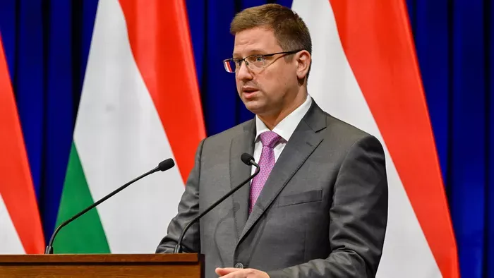 Gulyás Gergely reagált az Európai Bizottság támadására