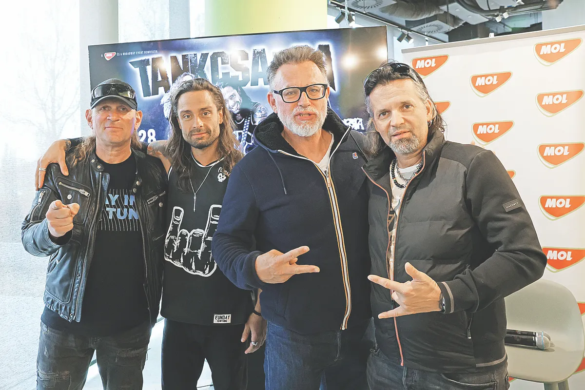 A Tankcsapda mellett Villám Géza, eredeti nevén Szabó Gál András, a Budapest-Bamako kitalálója 