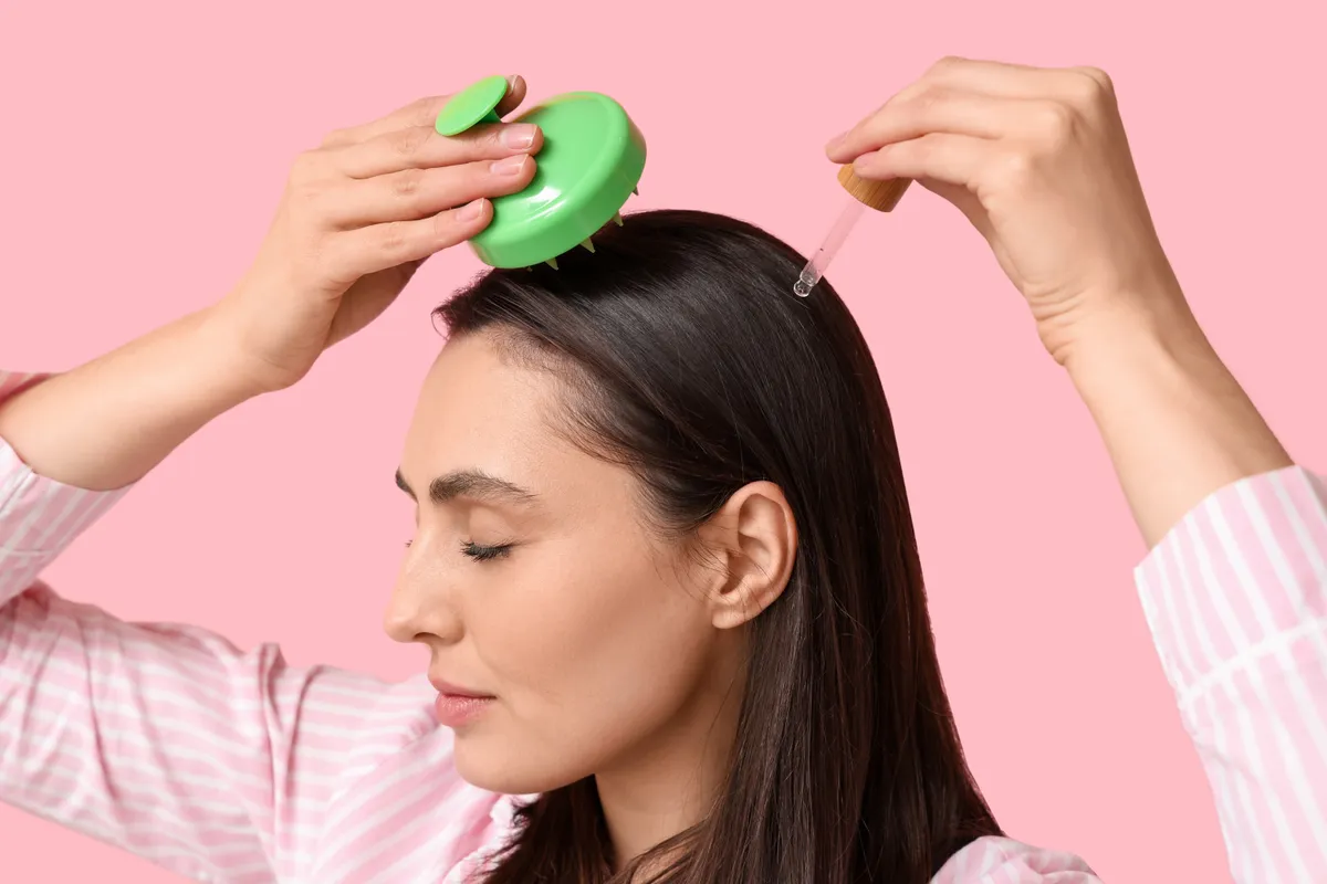 Olajos fejmasszírozás