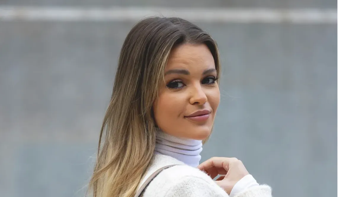 Gyászol Kárpáti Rebeka