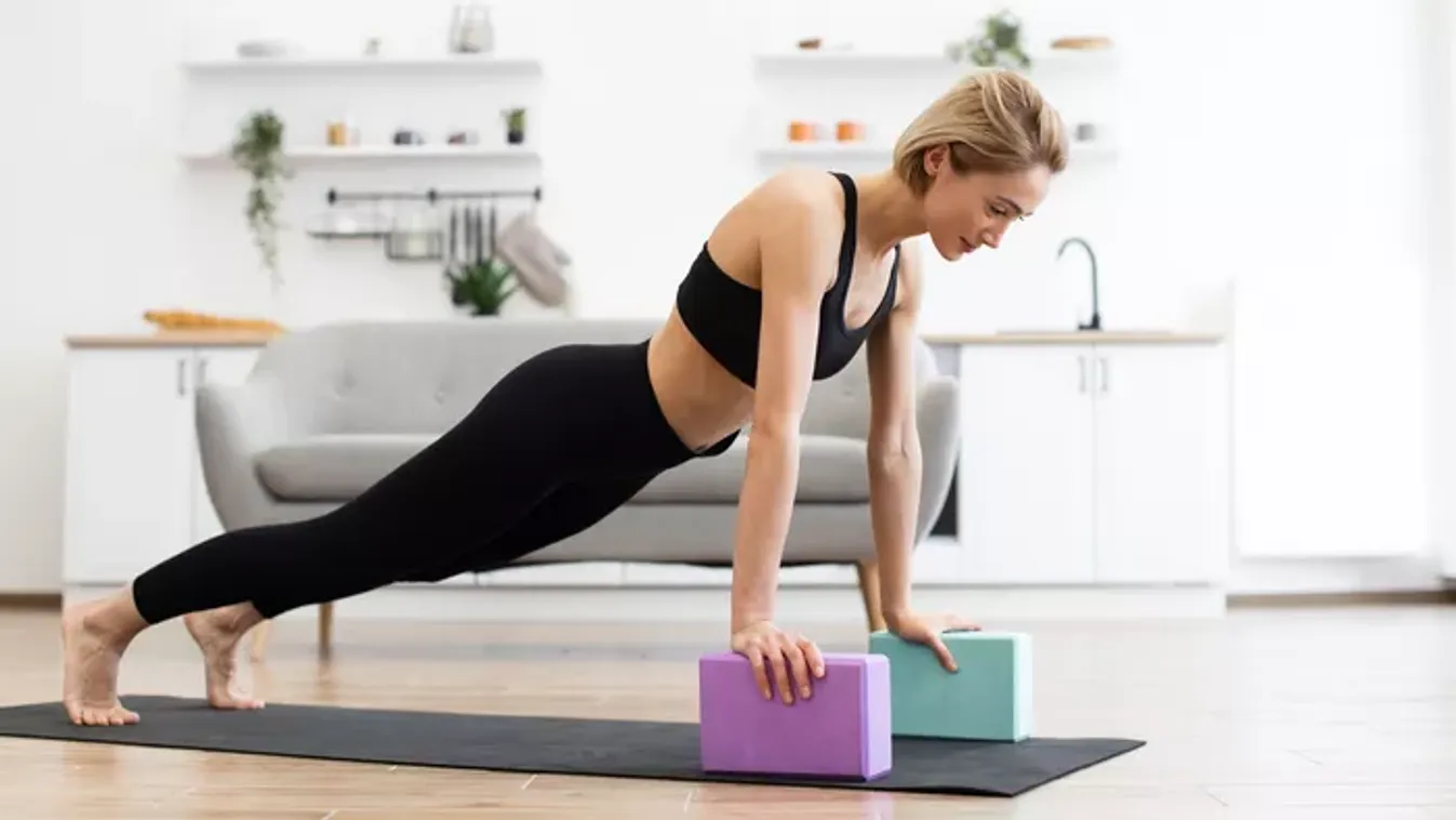 Ezek a leghasznosabb jógaeszközök a gyakorláshoz