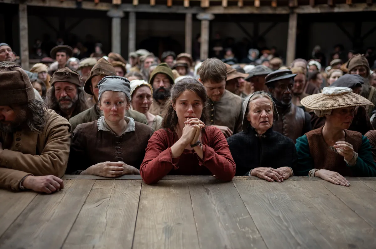 Jessie Buckley Agnes szerepében a Hamnet című filmben.