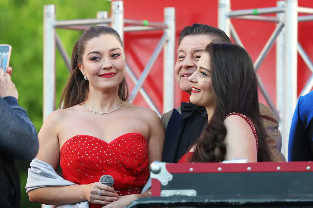 Szenes Iván tér 10.évforduló koncert