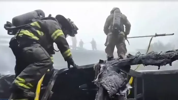 11 életet követelt a buszbaleset, többen halálra égtek