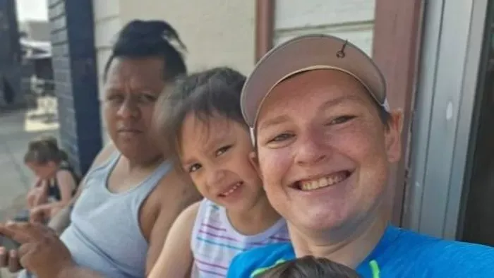 Négy műtéten esett át, élet-halál között lebeg az édesanya