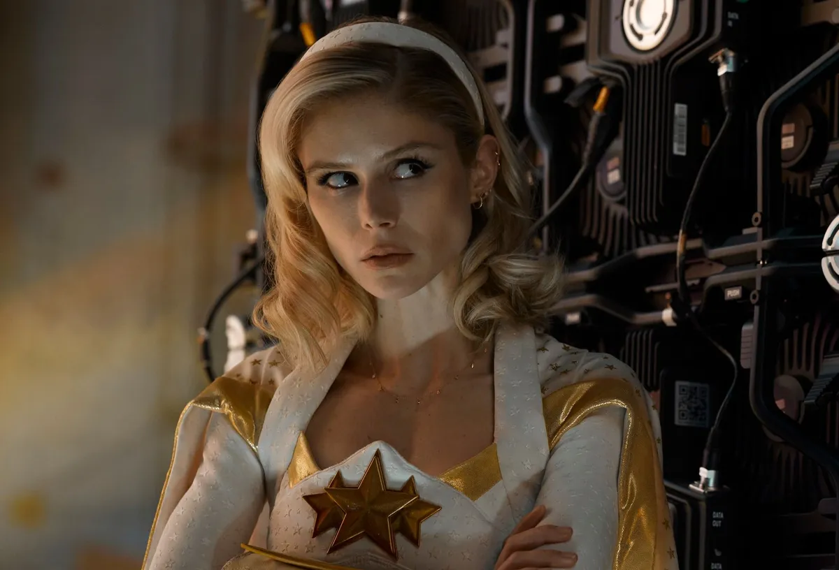 A sorozat 3. évadától meglehetősen sokat változtattak a színésznő külsejét.