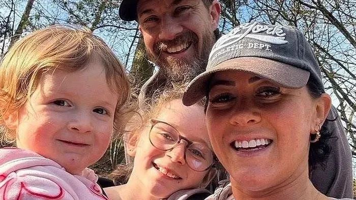 "Élni akarok és nézni, ahogy a lányaim felnőnek" - mindössze 12 hónapot kapott a 35 éves édesanya