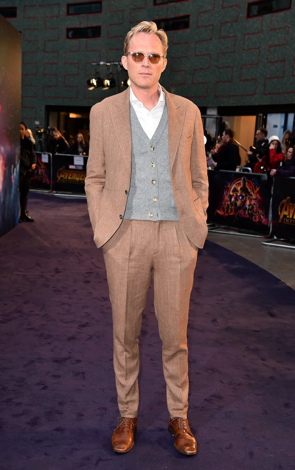 Paul Bettany sztáradatlap