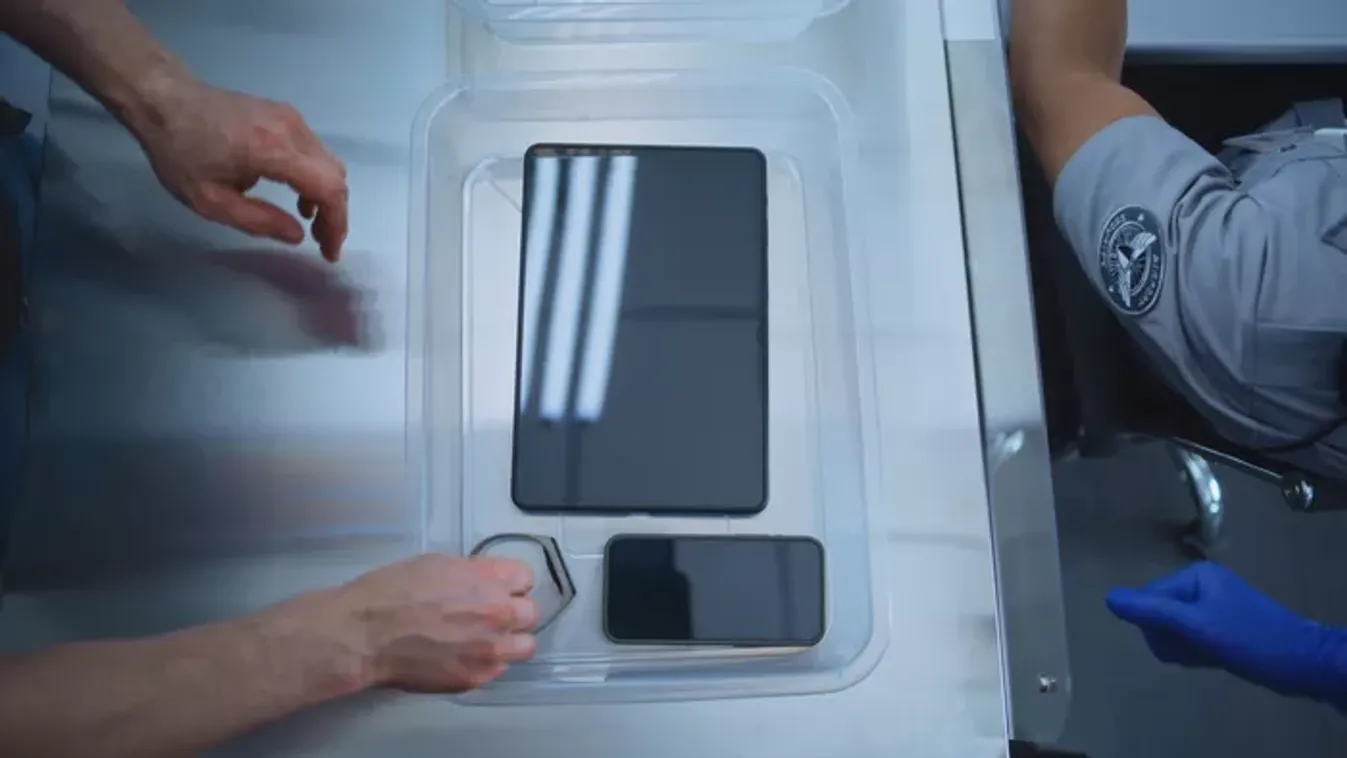 Pórul járhatsz a kapunál – A magyar utazókat is érintik a szigorú reptéri szabályok