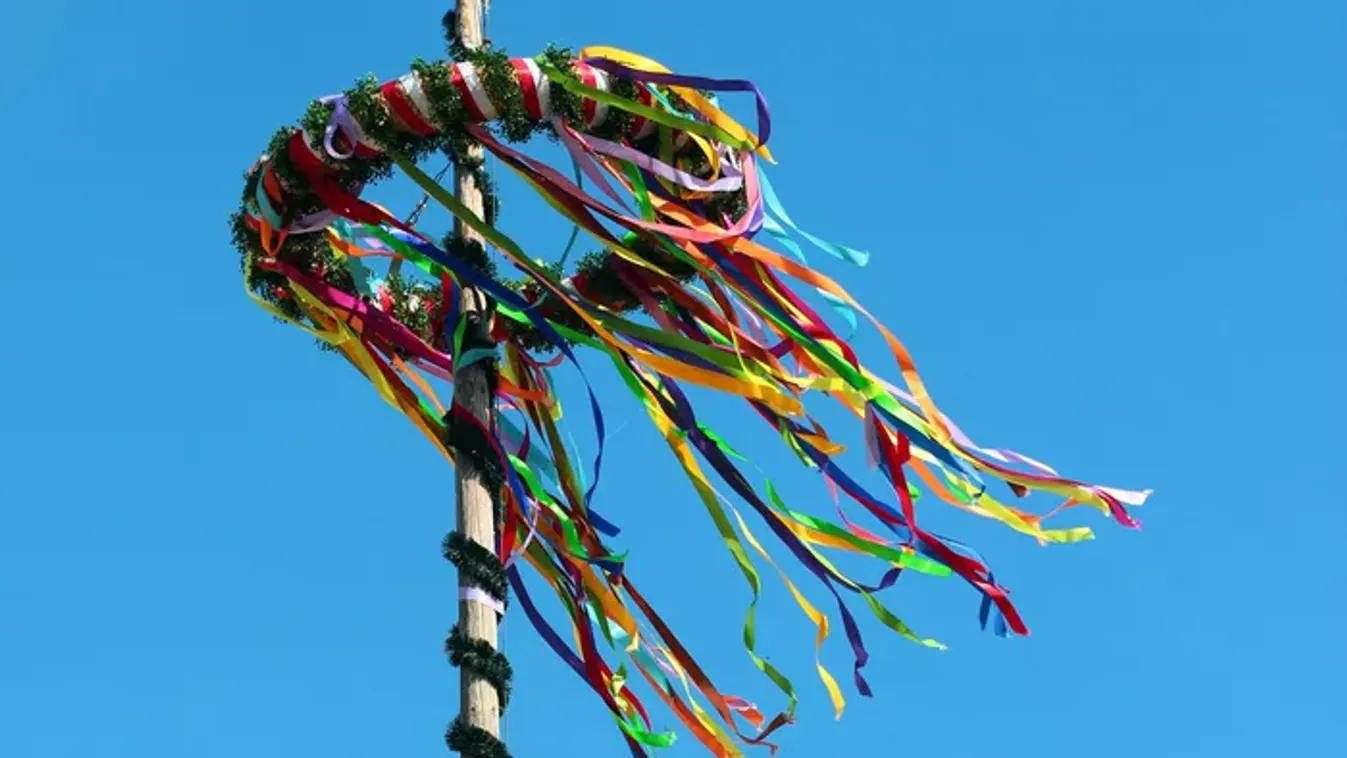 Így készíts asztali szerencsebevonzó májusfát, hogy pénzeső hulljon rád