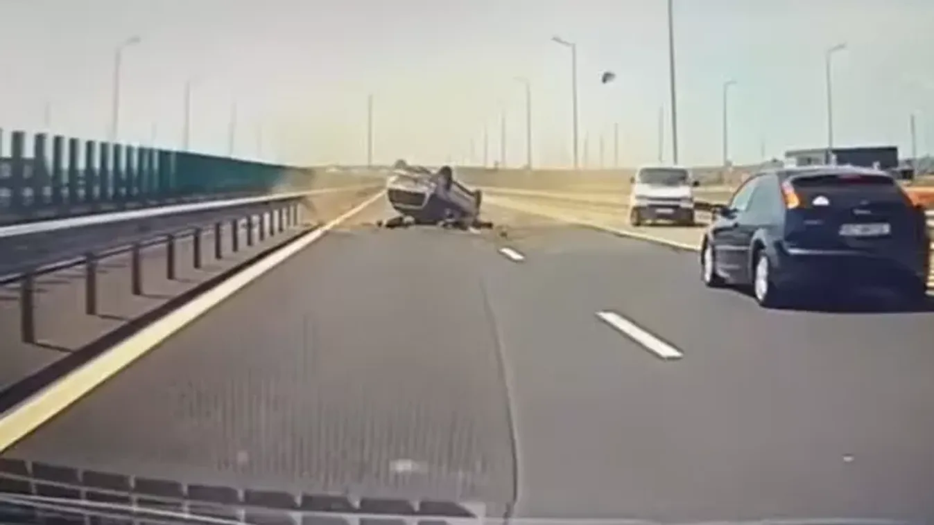 Tragédia: tolatni kezdett az autópályán, egy ember életébe került - videó
