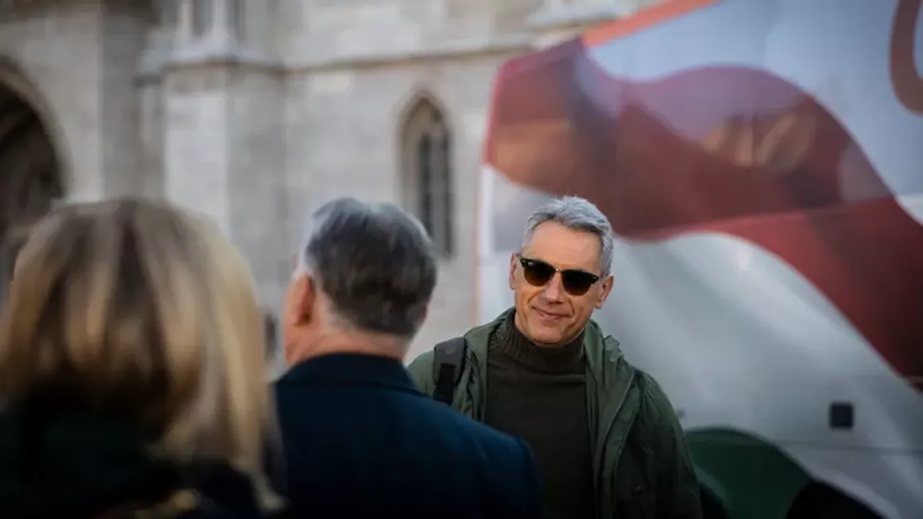 Egymillió kézfogás: Lázár János megmutatta, hogy kezdődött