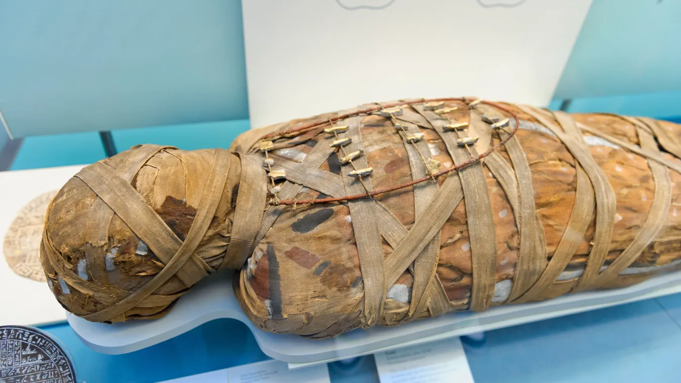 ókori egyiptomi múmia