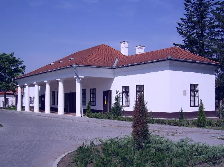 A dabasi Halász-Bálint kúria.