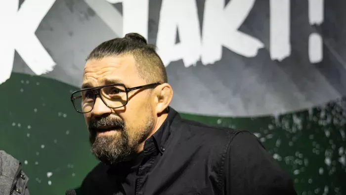 Fegyvert ragad a születésnapja után Bárdosi Sándor