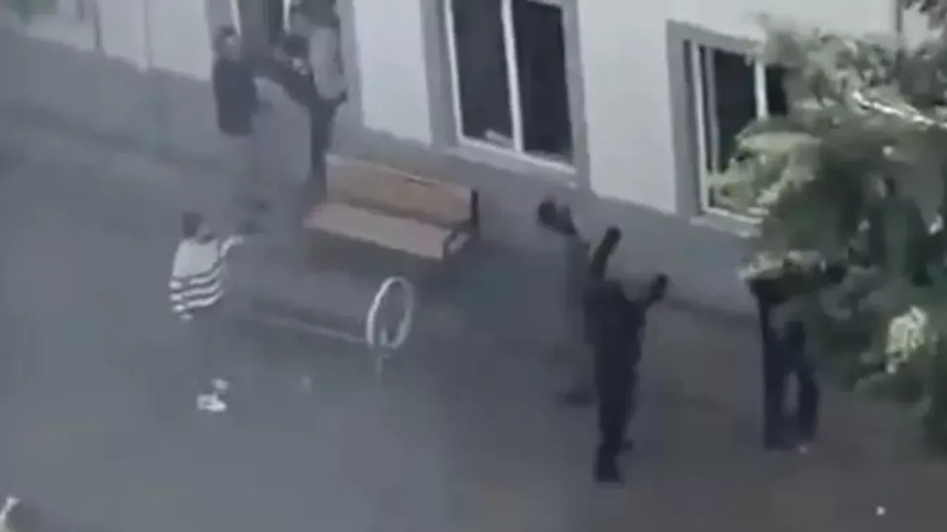 Most érkezett! Halálos iskolai lövöldözést jelentettek egy középiskolából