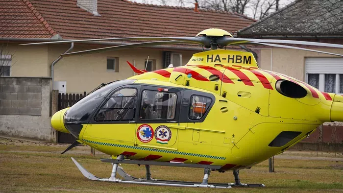 Utcán műtötte meg a szíven szúrt férfit az orvos