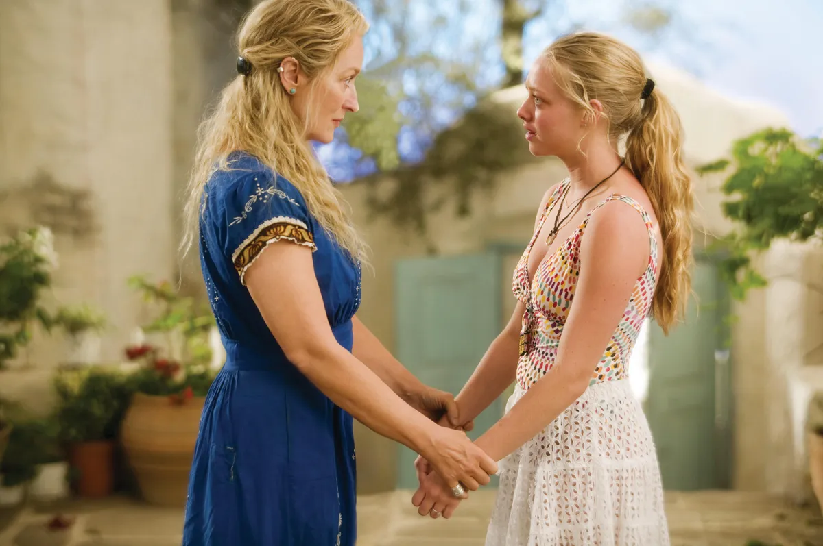 Meryl Streep és Amanda Seyfried a Mamma Mia! című filmben.