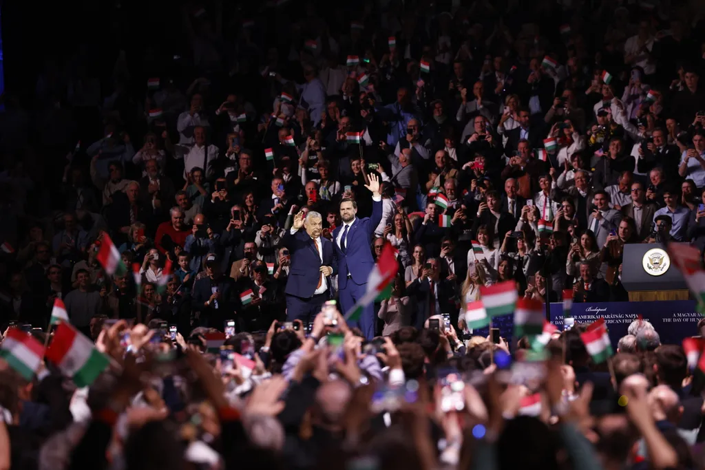 _E3A8961
A Magyar-Amerikai barátság napja 2026.04.07.
MTK Sporttelep
Orbán Viktor, J. D. Vance