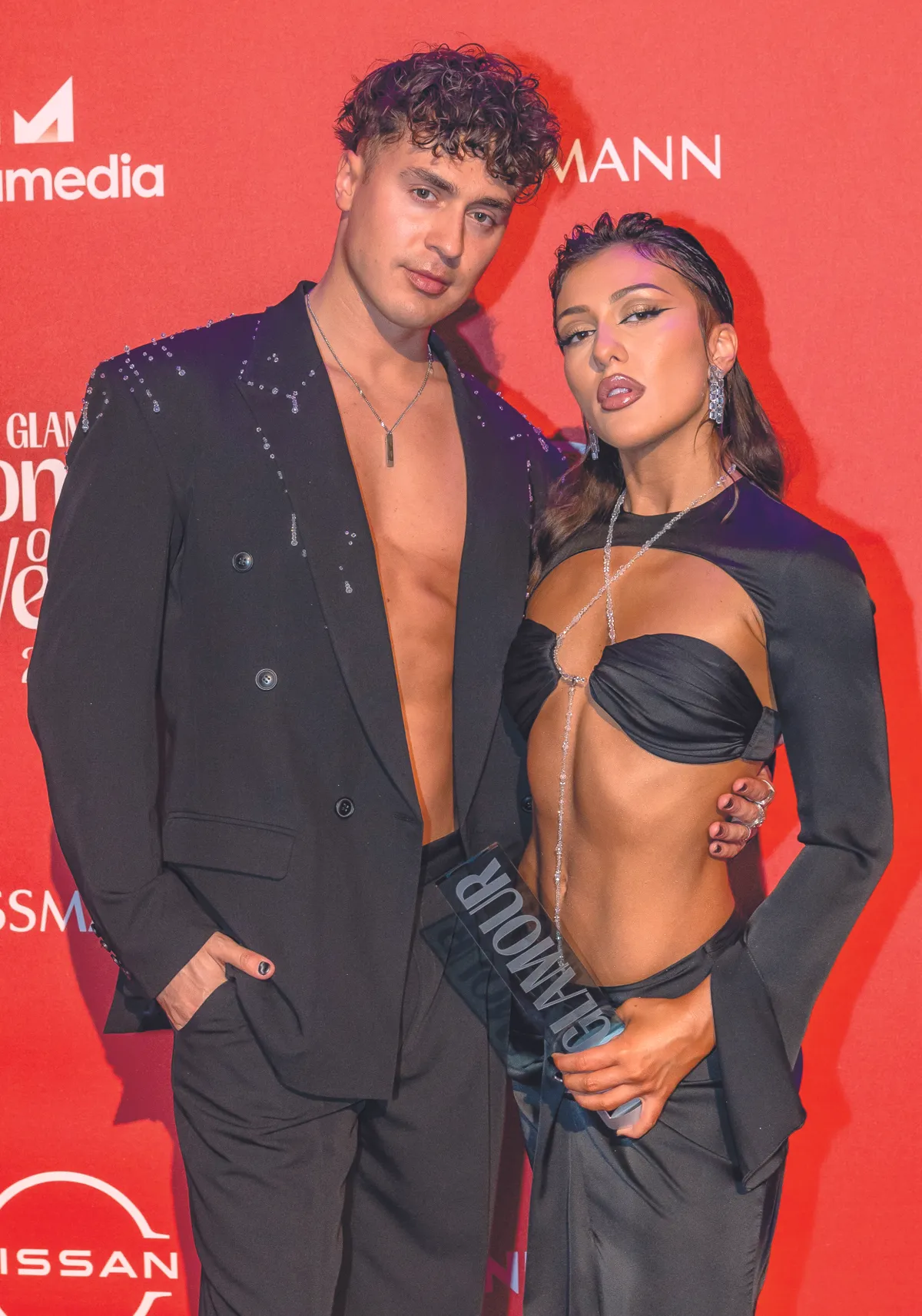 Hétfői hot! címlap feltöltés
Korda György és Balázs Klári
Keresztes Ildikó
Gelencsér Tímea
Mihályfi Luca

Tilos 2026.05.06 előtt használni!!