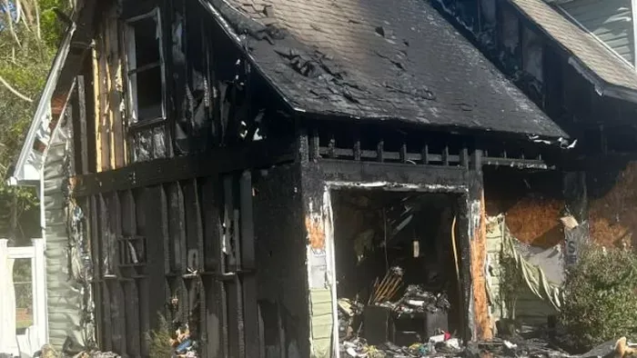 Lángoló házból testvéreit egy 12 éves lány