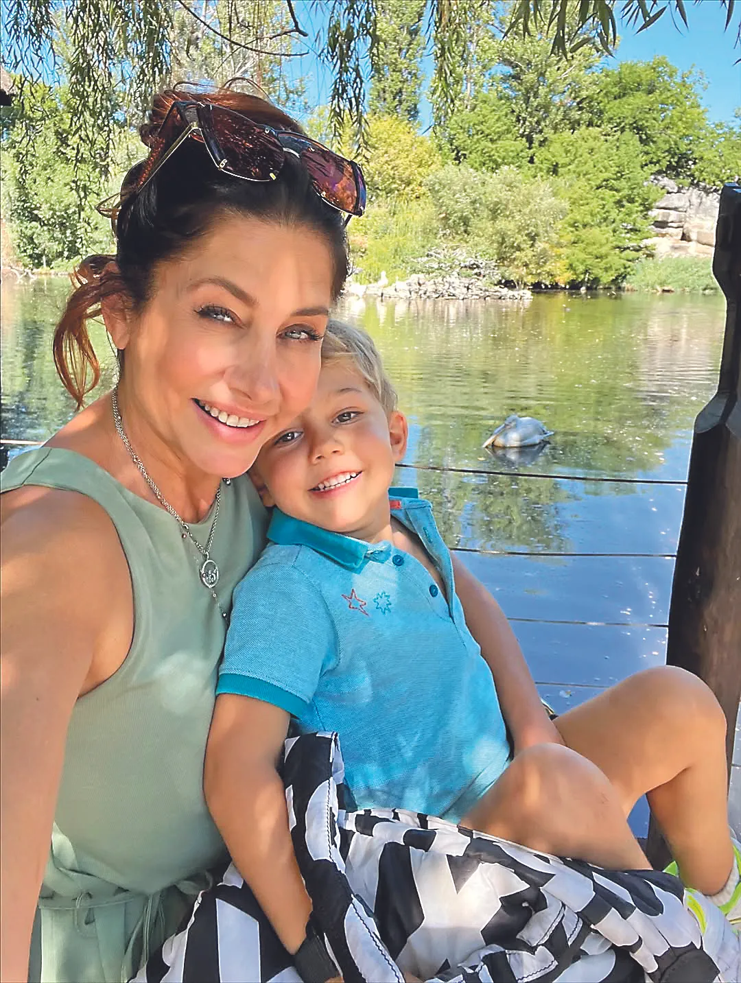 Horváth Éva gyerekeit nehéz leültetni, folyton mozgásban vannak 