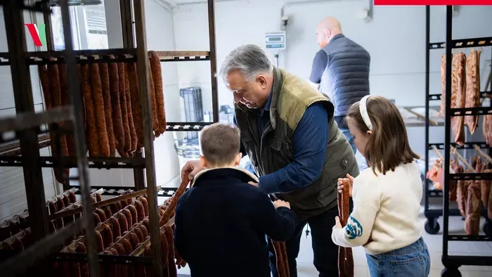 Fotókon mutatta meg Orbán Viktor a húsvéti előkészületeket