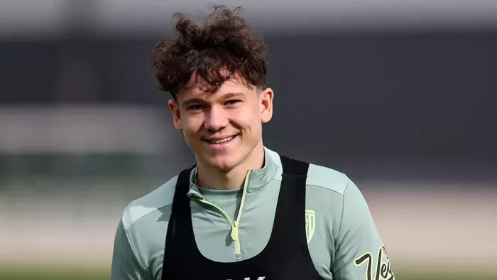 Dzsudzsák Balázst emlegette Angliában Tóth Alex